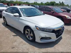 1HGCV1F66JA118390 2018 HONDA ACCORD