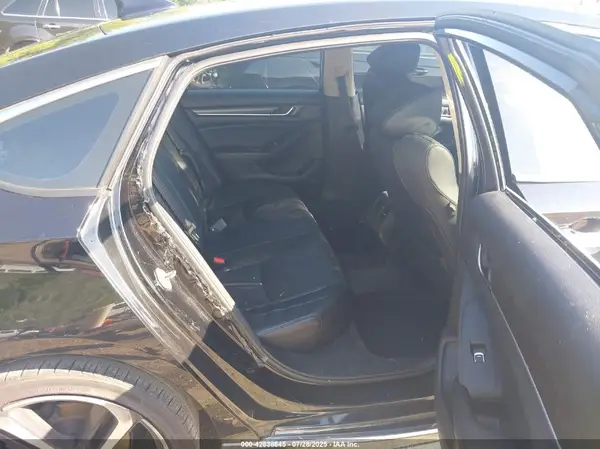 1HGCV1F66JA135772 2018 HONDA ACCORD - Image 8