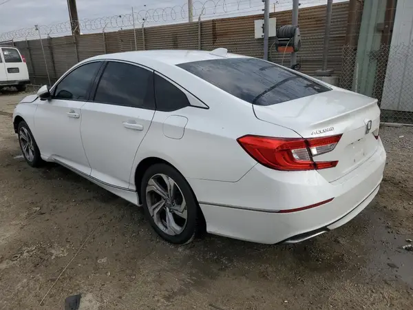 1HGCV1F66JA157433 2018 HONDA ACCORD - Image 2