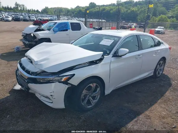 1HGCV1F66JA166844 2018 HONDA ACCORD - Image 2