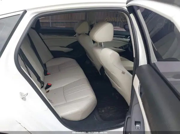 1HGCV1F67JA053047 2018 HONDA ACCORD - Image 8
