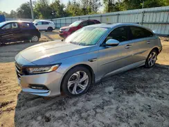 1HGCV1F67JA113828 2018 HONDA ACCORD
