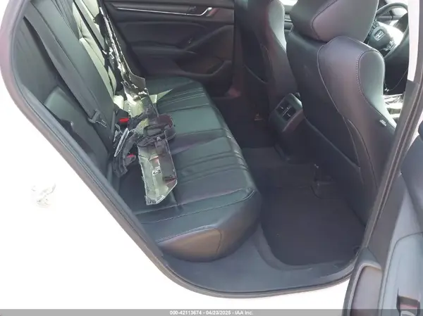 1HGCV1F68JA105852 2018 HONDA ACCORD - Image 8