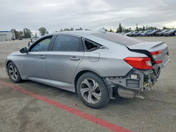 1HGCV1F68JA107830 2018 HONDA ACCORD - Image 2