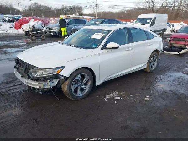 1HGCV1F69JA036864 2018 HONDA ACCORD - Image 2
