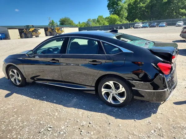 1HGCV1F69JA078516 2018 HONDA ACCORD - Image 2