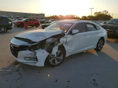1HGCV1F69JA103981 2018 HONDA ACCORD