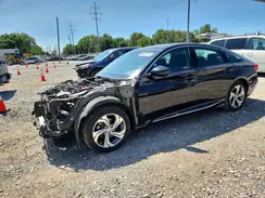 1HGCV1F69JA194914 2018 HONDA ACCORD