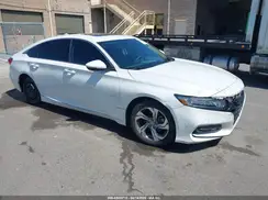 1HGCV1F6XJA068268 2018 HONDA ACCORD