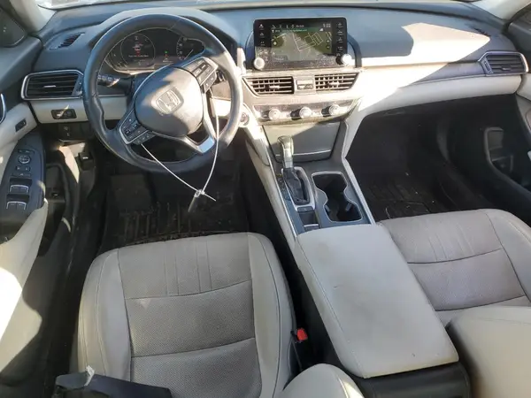 1HGCV1F6XJA071901 2018 HONDA ACCORD - Image 8