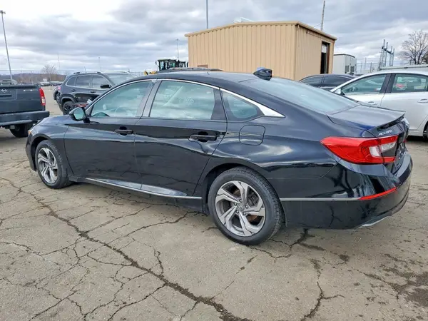 1HGCV1F6XJA135791 2018 HONDA ACCORD - Image 2