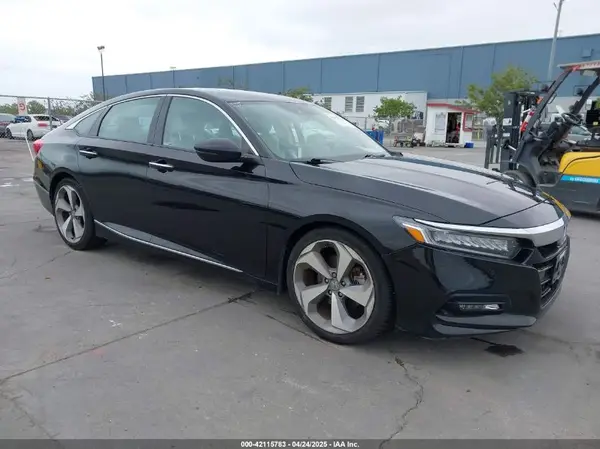1HGCV1F90JA032874 2018 HONDA ACCORD - Image 1