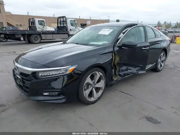 1HGCV1F90JA032874 2018 HONDA ACCORD - Image 2