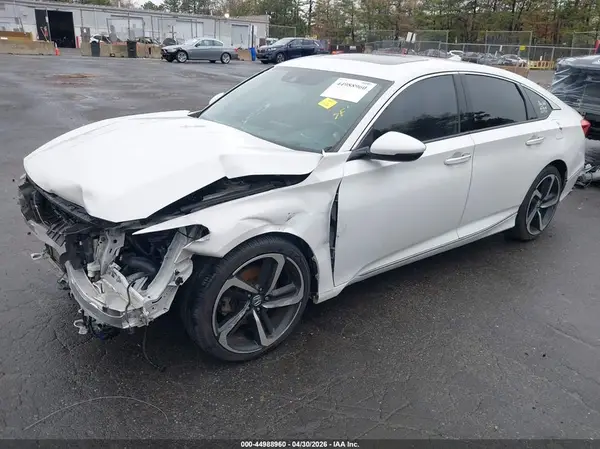 1HGCV1F90JA037315 2018 HONDA ACCORD - Image 2