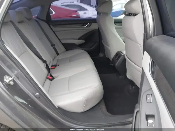 1HGCV1F90JA037668 2018 HONDA ACCORD - Image 8