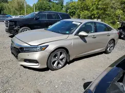 1HGCV1F90JA059282 2018 HONDA ACCORD