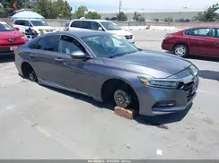 1HGCV1F90JA060092 2018 HONDA ACCORD