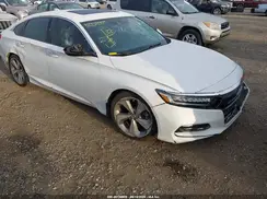 1HGCV1F90JA067382 2018 HONDA ACCORD