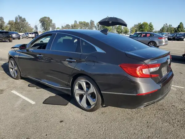 1HGCV1F90JA069939 2018 HONDA ACCORD - Image 2
