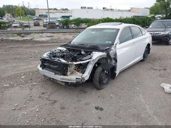 1HGCV1F90JA117374 2018 HONDA ACCORD - Image 2