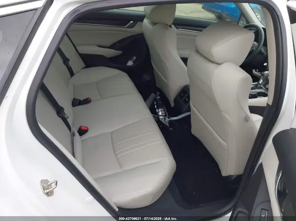 1HGCV1F90JA117374 2018 HONDA ACCORD - Image 8