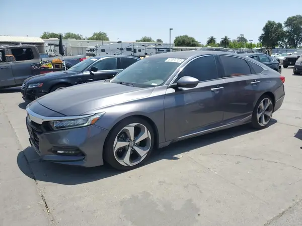 1HGCV1F90JA117438 2018 HONDA ACCORD - Image 1