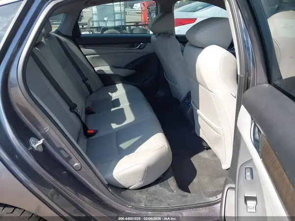 1HGCV1F90JA130240 2018 HONDA ACCORD - Image 8