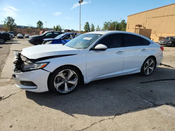 1HGCV1F90JA131016 2018 HONDA ACCORD - Image 1