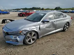 1HGCV1F90JA133218 2018 HONDA ACCORD