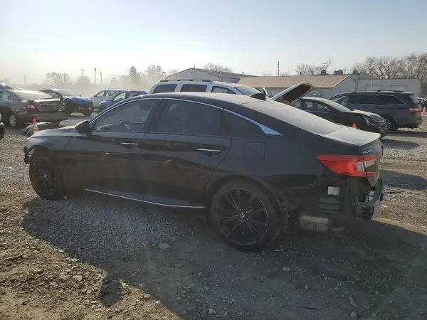 1HGCV1F90JA141688 2018 HONDA ACCORD - Image 2