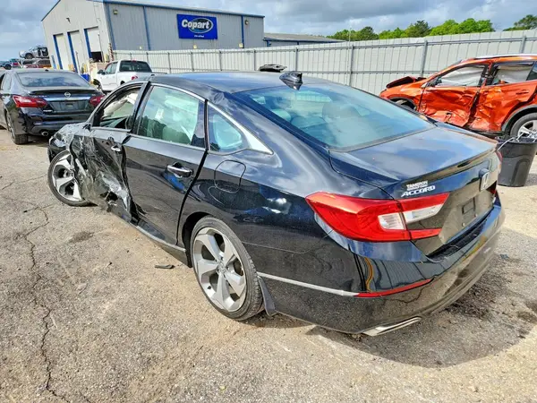 1HGCV1F90JA144848 2018 HONDA ACCORD - Image 2
