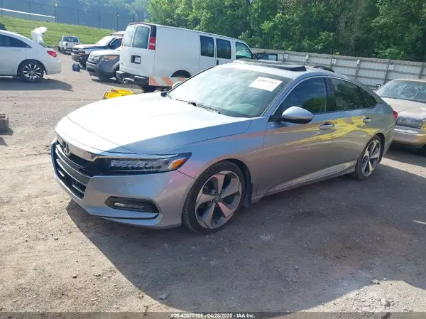 1HGCV1F90JA152030 2018 HONDA ACCORD - Image 2