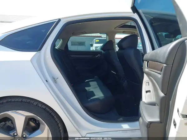 1HGCV1F90JA157194 2018 HONDA ACCORD - Image 8