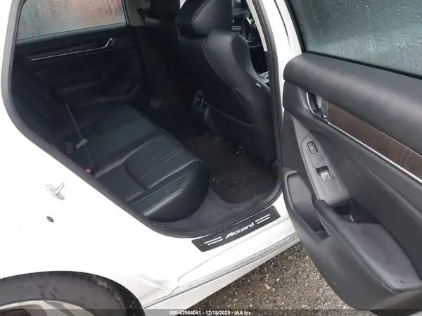 1HGCV1F90JA175761 2018 HONDA ACCORD - Image 8