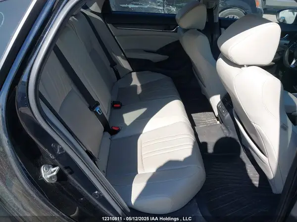 1HGCV1F90KA803870 2019 HONDA ACCORD - Image 8
