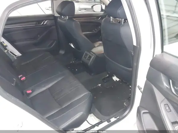 1HGCV1F91JA018675 2018 HONDA ACCORD - Image 8