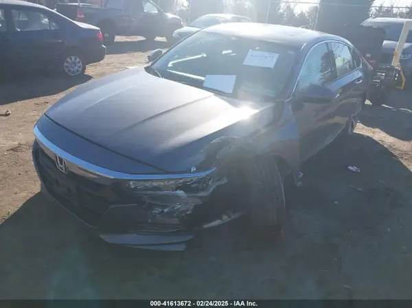 1HGCV1F91JA037467 2018 HONDA ACCORD - Image 2