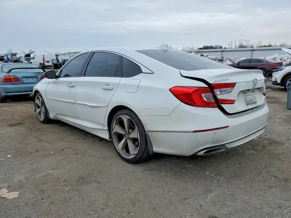 1HGCV1F91JA048355 2018 HONDA ACCORD - Image 2