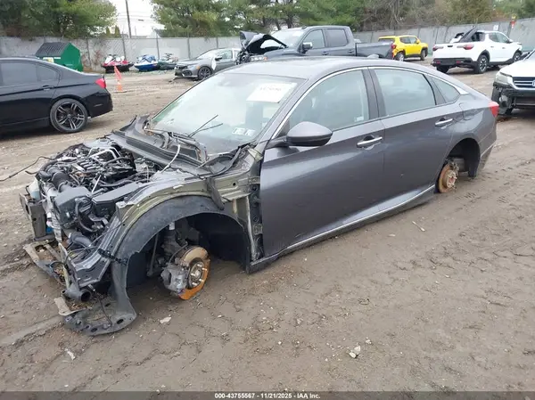 1HGCV1F91JA056097 2018 HONDA ACCORD - Image 2