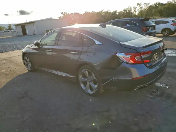 1HGCV1F91JA062532 2018 HONDA ACCORD - Image 2
