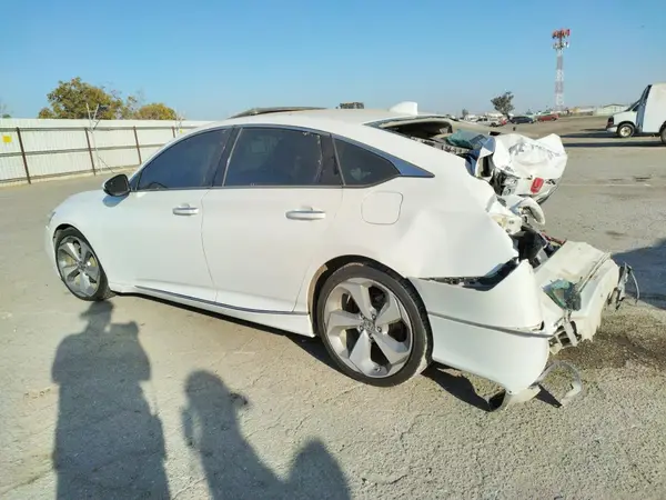 1HGCV1F91JA062949 2018 HONDA ACCORD - Image 2