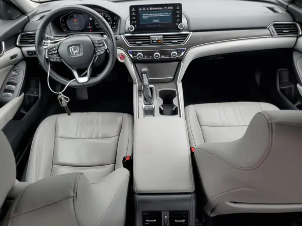 1HGCV1F91JA063518 2018 HONDA ACCORD - Image 8