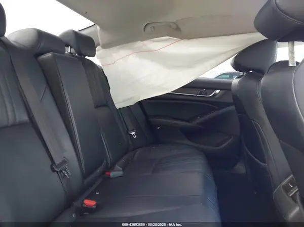1HGCV1F91JA065883 2018 HONDA ACCORD - Image 8