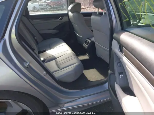 1HGCV1F91JA077760 2018 HONDA ACCORD - Image 8