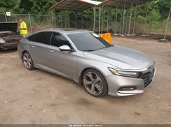 1HGCV1F91JA133194 2018 HONDA ACCORD