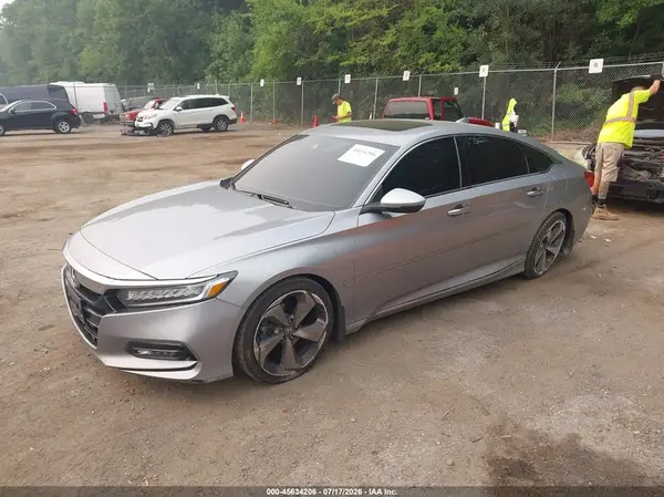 1HGCV1F91JA133194 2018 HONDA ACCORD - Image 2