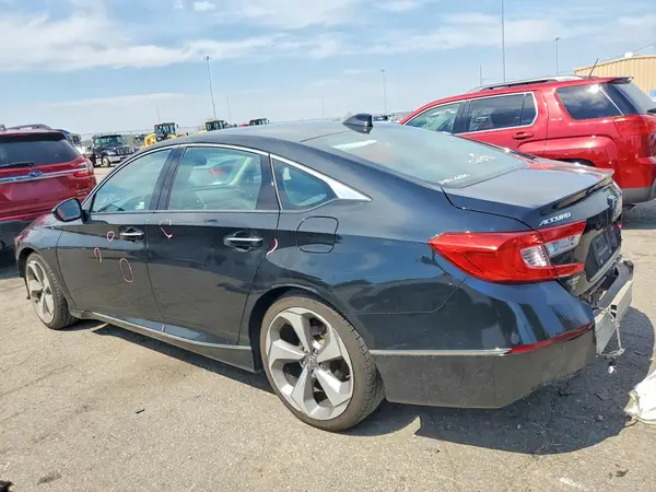 1HGCV1F91JA175249 2018 HONDA ACCORD - Image 2