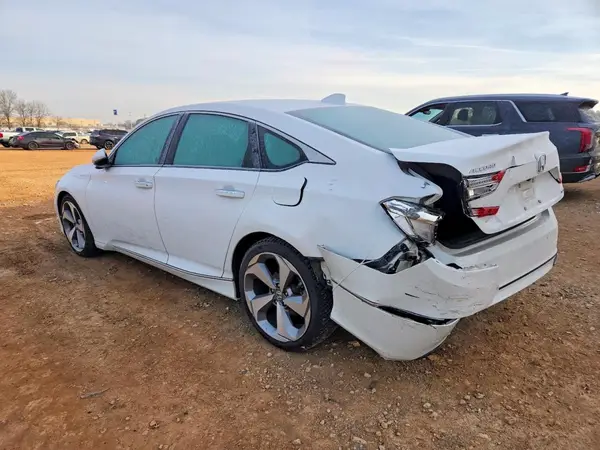 1HGCV1F91JA218469 2018 HONDA ACCORD - Image 2
