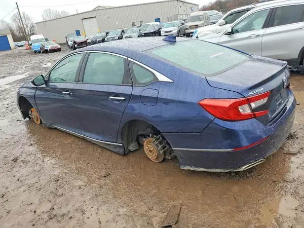 1HGCV1F92JA003957 2018 HONDA ACCORD - Image 2