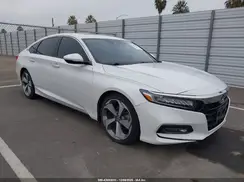 1HGCV1F92JA009077 2018 HONDA ACCORD